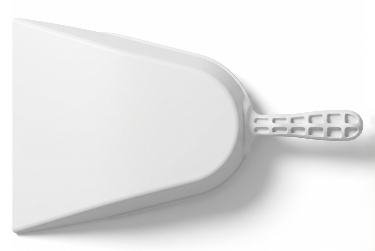 Flat plastic food scoop 2400 ml