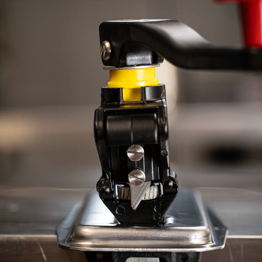 Bonzer Black EZ20 Junior