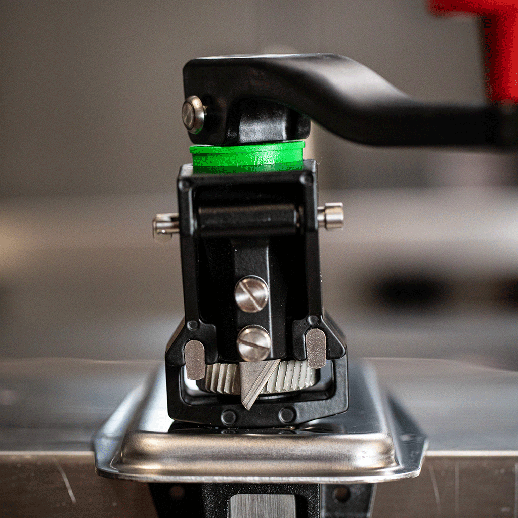 Bonzer Black EZ40
